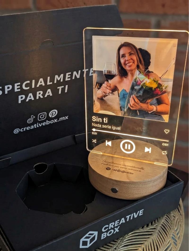 Lámpara Mamá - Canción